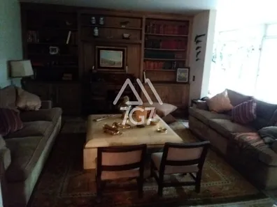 Sobrado com 6 Quartos para venda ou aluguel, 750m² no Jardim Guedala, São Paulo