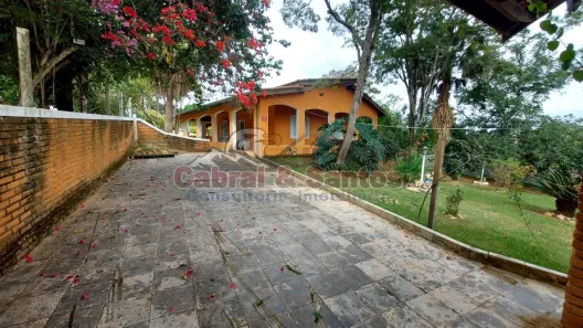 Fazenda / Sítio / Chácara com 5 Quartos para venda ou aluguel, 210m² no Dona Catarina Lago São José, Mairinque
