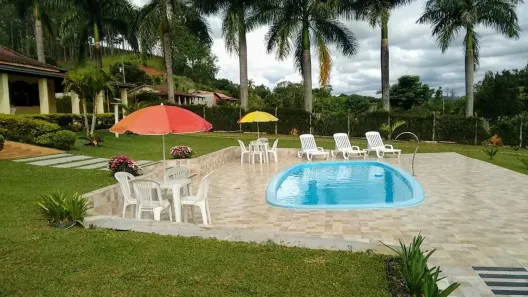 Fazenda / Sítio / Chácara com 3 Quartos à venda, 230m² no Alfredo Custódio de Paula, Pouso Alegre