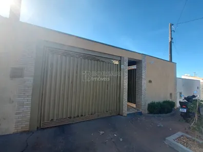 Sobrado com 2 Quartos à venda, 135m² no Jardim Maria Luiza, Araraquara