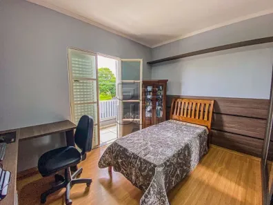 Casa com 4 Quartos à venda, 10m² no Vera Cruz, Londrina