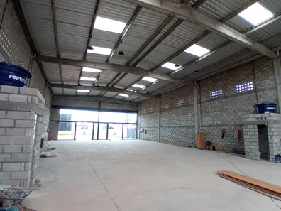 Galpão / Depósito / Armazém para alugar, 100m² no Arembepe (Abrantes), Camaçari