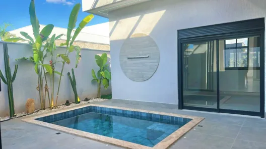Casa de Condomínio com 3 Quartos à venda, 168m² no Jardins Porto, Senador Canedo