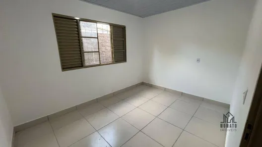 Casa com 4 Quartos para alugar, 122m² no Setor Palmares, Trindade