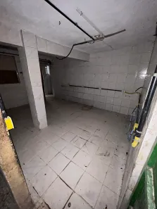 Loja / Salão / Ponto Comercial com 10 Quartos para venda ou aluguel, 650m² no Nova Aurora, Belford Roxo