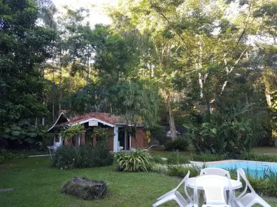 Fazenda / Sítio / Chácara com 5 Quartos à venda, 5000m² no Centro, São Lourenço da Serra