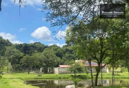 Fazenda / Sítio / Chácara com 3 Quartos à venda, 250m² no Rio Abaixo, Campina Grande do Sul