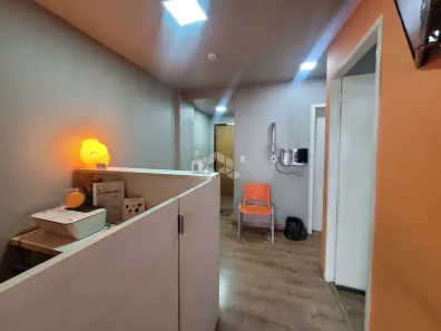 Conjunto Comercial / Sala à venda, 44m² no Centro, Canoas