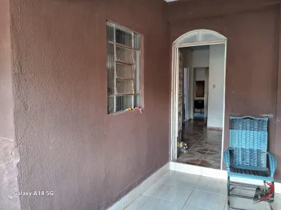 Casa com 3 Quartos à venda, 335m² no Centro, Formosa