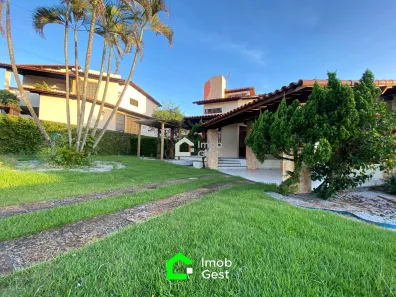 Casa de Condomínio com 3 Quartos para alugar, 247m² no Candelária, Natal