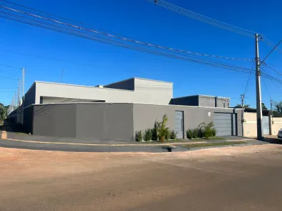 Casa com 3 Quartos à venda, 225m² no Residencial Ravena, Senador Canedo