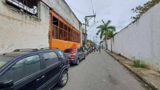 Galpão / Depósito / Armazém à venda, 1600m² no Ilha da Conceição, Niterói