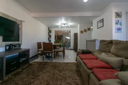 Sobrado com 3 Quartos à venda, 120m² no Centro, Campo Largo
