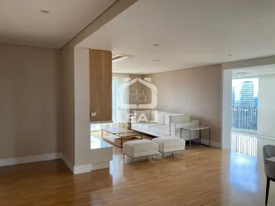 Apartamento com 2 Quartos para alugar, 236m² no Jardim Panorama, São Paulo