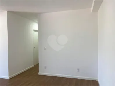 Apartamento com 3 Quartos para alugar, 74m² no Jardim Timbauhy/Aldeia, Barueri