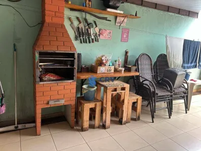 Casa com 3 Quartos à venda, 173m² no Leonor, Londrina