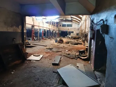 Galpão / Depósito / Armazém à venda, 1500m² no Cascadura, Rio de Janeiro