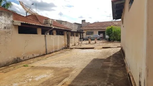 Loja / Salão / Ponto Comercial à venda, 580m² no Centro, Araraquara