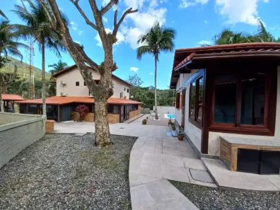 Casa de Condomínio com 4 Quartos à venda, 300m² no Caneca Fina, Guapimirim