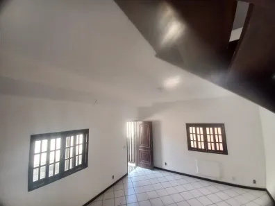 Casa de Vila com 3 Quartos para alugar, 120m² no São Francisco, Niterói