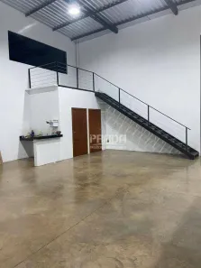 Galpão / Depósito / Armazém à venda, 170m² no Segismundo Pereira, Uberlândia
