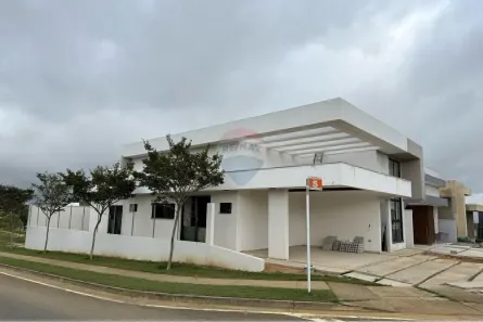 Casa de Condomínio com 3 Quartos à venda, 200m² no Universidade, Vitória da Conquista
