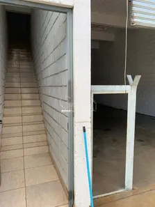 Galpão / Depósito / Armazém para venda ou aluguel, 335m² no Laranjeiras, Caieiras