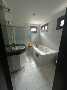Casa com 3 Quartos para alugar, 228m² no Busca Vida (Abrantes), Camaçari