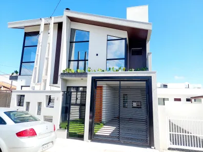 Sobrado com 2 Quartos à venda, 79m² no Itacolomi, Balneário Piçarras