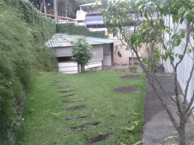 Prédio Inteiro para venda ou aluguel, 550m² no Jardim Lambreta, Cotia