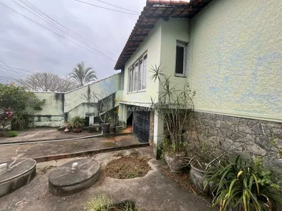 Casa com 3 Quartos à venda, 197m² no Vila Capri, Araruama