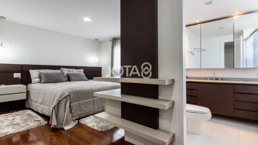 Apartamento com 3 Quartos para alugar, 143m² no Cristo Rei, Curitiba