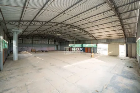 Galpão / Depósito / Armazém à venda, 700m² no Jardim Monte Santo, Almirante Tamandaré