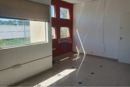 Conjunto Comercial / Sala para alugar, 44m² no Centro, Vinhedo
