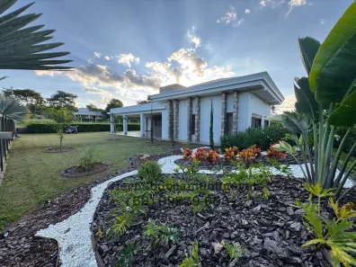 Casa de Condomínio com 3 Quartos à venda, 600m² no , Aragoiânia