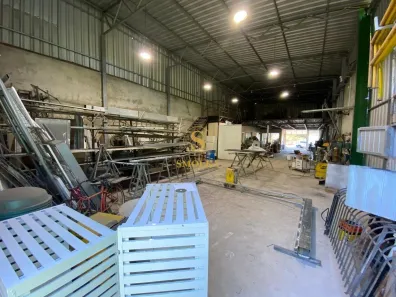 Galpão / Depósito / Armazém à venda, 700m² no Rio Tavares, Florianópolis