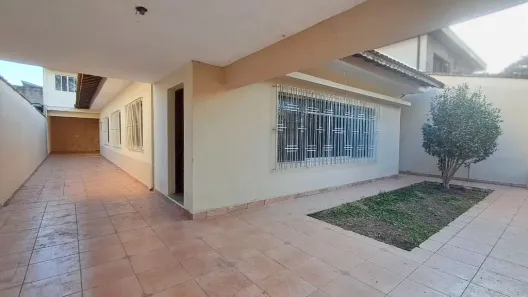 Casa Comercial com 3 Quartos para alugar, 140m² no Centro, Ribeirão Pires
