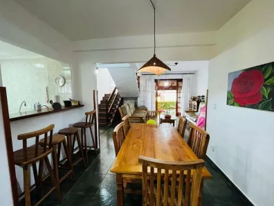 Casa de Condomínio com 3 Quartos à venda, 140m² no Jardim Parque da Palmeiras, Serra Negra