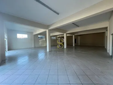 Loja / Salão / Ponto Comercial para alugar, 286m² no Terra Preta (Terra Preta), Mairiporã