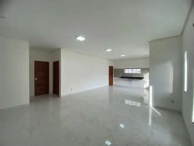 Casa com 3 Quartos para alugar, 256m² no Vigia, Santarém