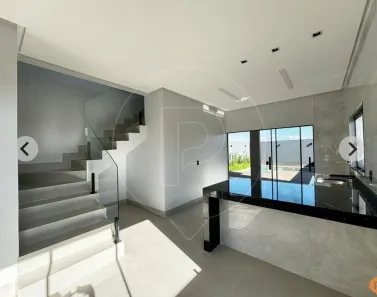 Casa de Condomínio com 3 Quartos à venda, 190m² no Cidade das Flores, Caldas Novas