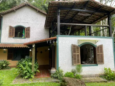 Casa de Condomínio com 2 Quartos à venda, 180m² no Monte Oliveti, Guapimirim