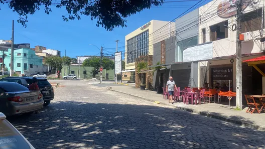 Loja / Salão / Ponto Comercial à venda, 403m² no Petrópolis, Natal