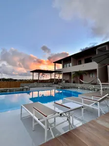 Hotel / Motel / Pousada com 18 Quartos à venda, 1600m² no , Baía Formosa