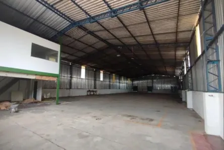 Galpão / Depósito / Armazém para alugar, 800m² no Crespo, Manaus
