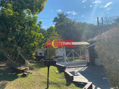 Fazenda / Sítio / Chácara com 3 Quartos à venda, 300m² no Chácaras Copaco, Arujá