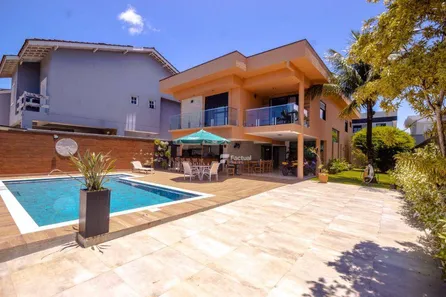Casa de Condomínio com 6 Quartos para alugar, 390m² no Jardim Acapulco, Guarujá