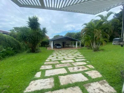 Fazenda / Sítio / Chácara com 5 Quartos à venda, 220m² no Colinas do Piracicaba (Ártemis), Piracicaba