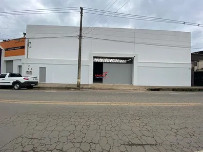 Galpão / Depósito / Armazém à venda, 450m² no Santo Antônio, Viçosa