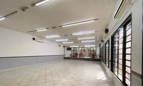 Loja / Salão / Ponto Comercial com 2 Quartos à venda, 251m² no Vila Industrial, Sertãozinho